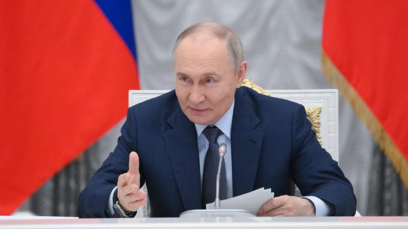Доверие к парламентским партиям гарантирует стабильность, заявил Путин
