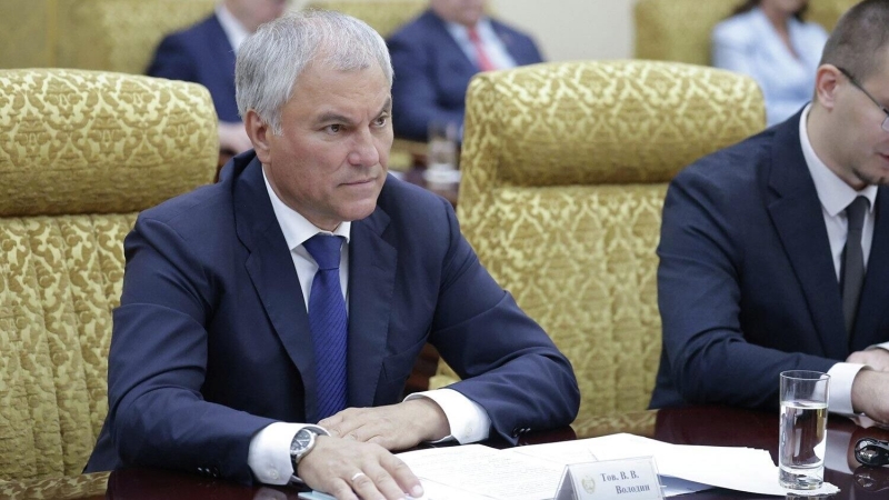 Госдума пересмотрит вопрос о нагрузке на школьников, заявил Володин