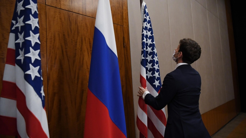 Гости панихиды по Кирку в США признались в любви к России