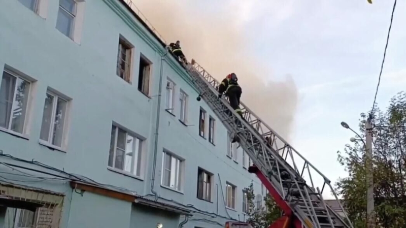 Из горящего дома в Иваново эвакуировали более десяти детей