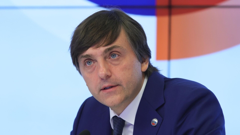 Кравцов заявил, что День знаний прошел без серьезных происшествий