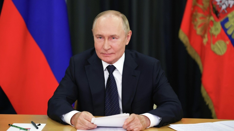 Путин поинтересовался, как прошел единый день голосования в Крыму