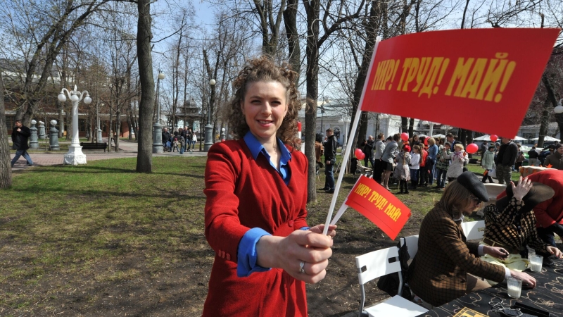 Депутат рассказал, как будут работать россияне между майскими праздниками