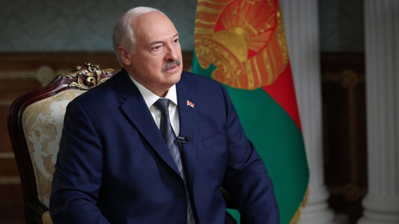 Лукашенко поздравил белорусов с Рождеством