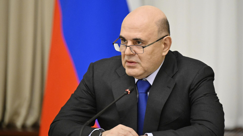 Мишустин исключил из Совета по развитию кинематографии несколько человек