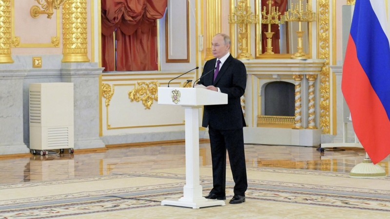Россия всегда будет проводить взвешенный политический курс, заявил Путин