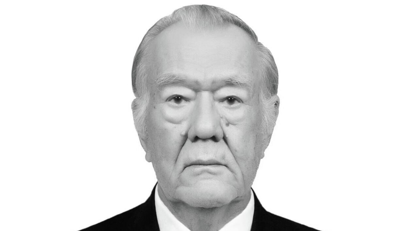 Умер работавший в "Ленкоме" режиссер Карим Юлдашев