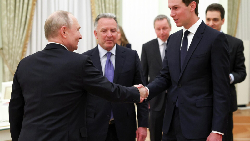 Встреча Путина с Уиткоффом продолжается уже час