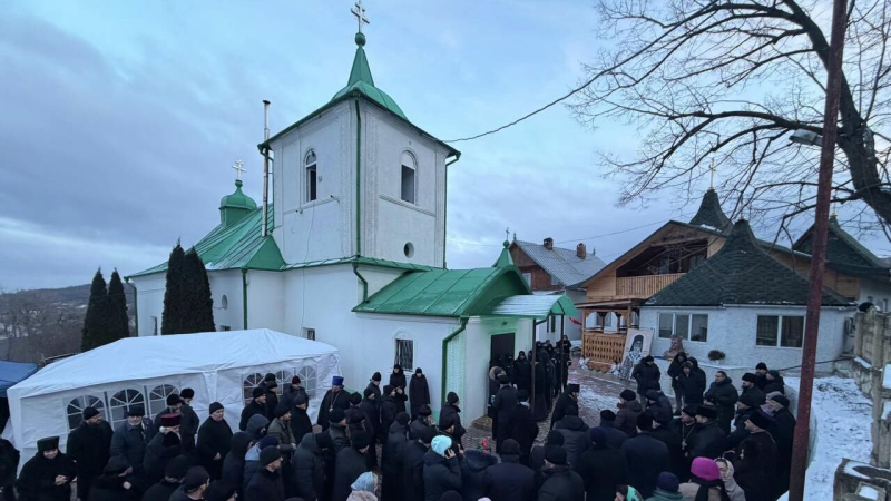 Архиепископ Маркелл высказался о происходящем в молдавском селе Деренеу