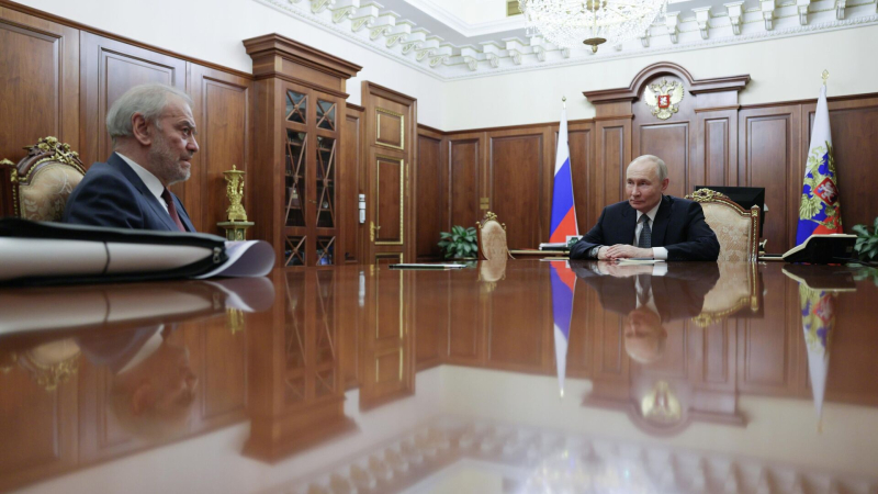 Гергиев рассказал Путину о планах расширения возможностей Большого театра