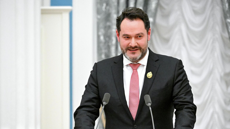 Михайловский театр может возглавить Абдразаков, сообщил источник