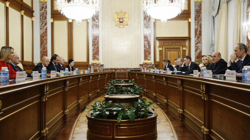 Мишустин надеется на конструктивную работу с ГД по мерам против мошенников