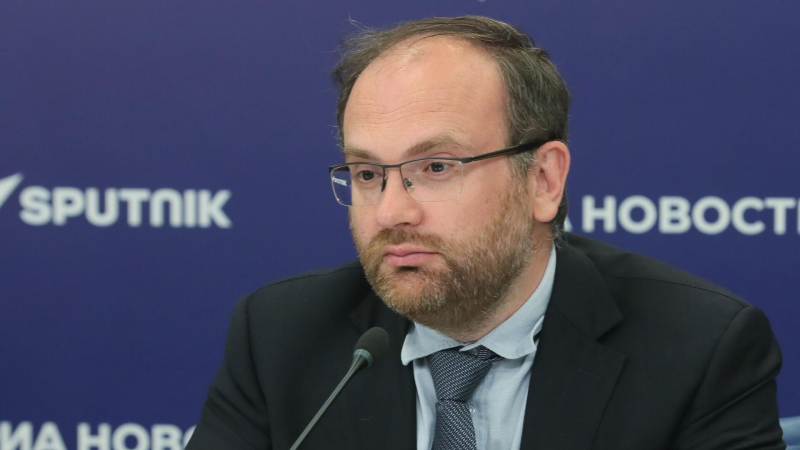 Нецензурная лексика подменяет русский язык, заявили в РПЦ