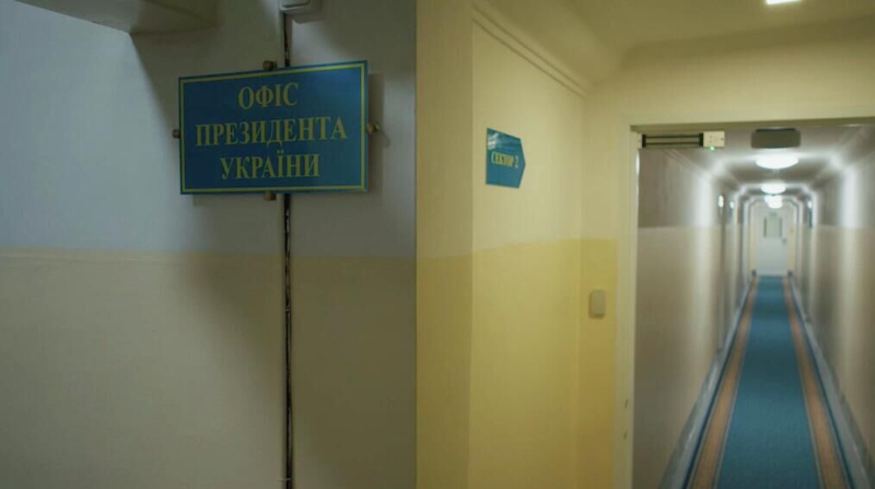 "Никого не напоминает?" Зеленского высмеяли после нового заявления