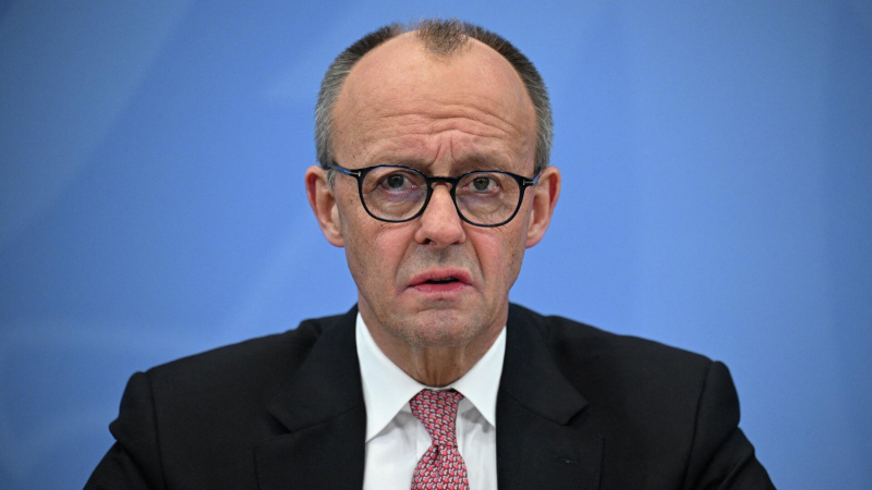 СМИ: Мерц решил отомстить Макрону из-за Украины