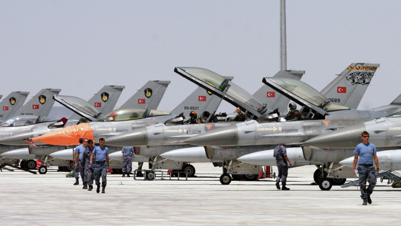 Турецкий F-16 потерпел крушение после вылета с авиабазы