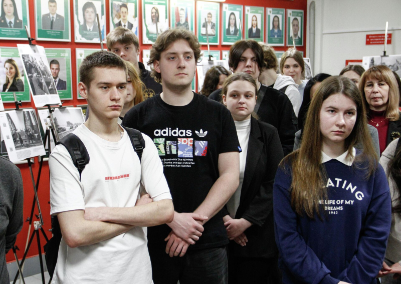 В Петербурге открыли выставку об освобождении Европы от нацизма