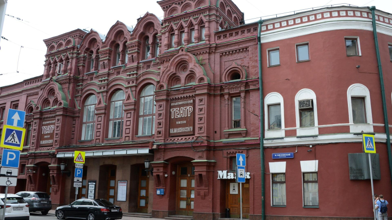 В Театре Маяковского покажут спектакль "Восьмиклассница"