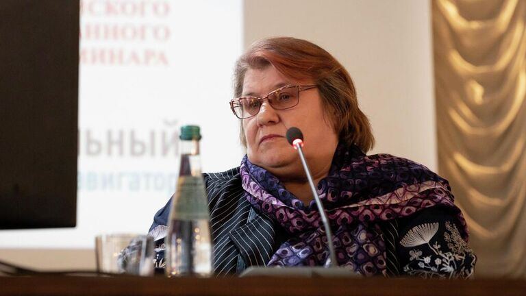 Герои среди нас. Эксперты рассказали, на кого стоит равняться молодежи