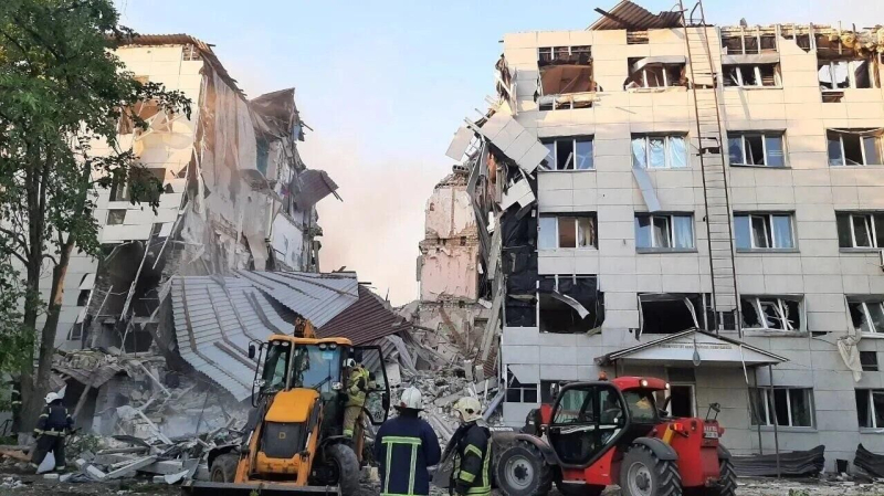 Иностранные журналисты выехали из Москвы на место удара ВСУ в Старобельске