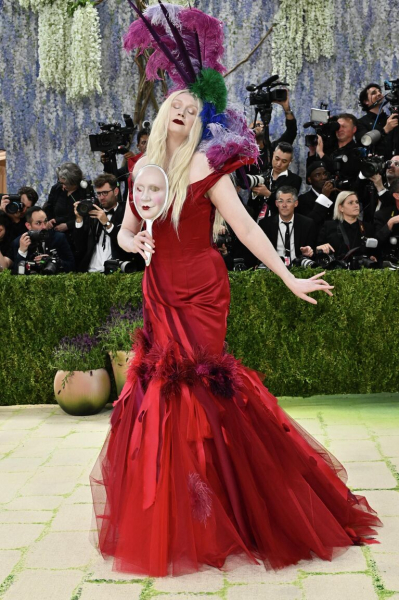 Мода как искусство: самые яркие образы знаменитостей на Met Gala 2026