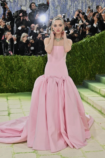 Мода как искусство: самые яркие образы знаменитостей на Met Gala 2026