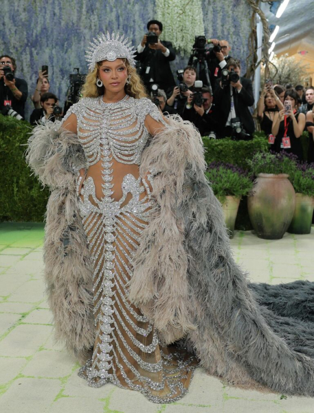 Мода как искусство: самые яркие образы знаменитостей на Met Gala 2026
