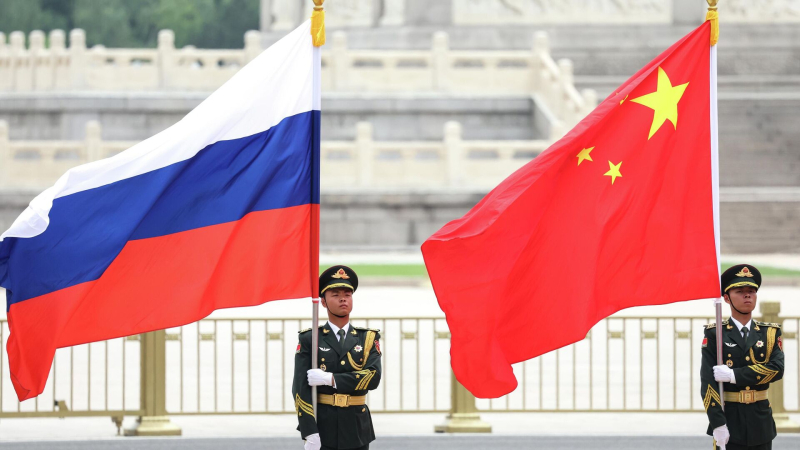Россия и Китай намерены сотрудничать в сфере военного применения ИИ