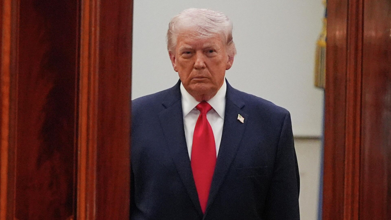 США не ослабят санкции против Ирана до подписания соглашения, заявил Трамп