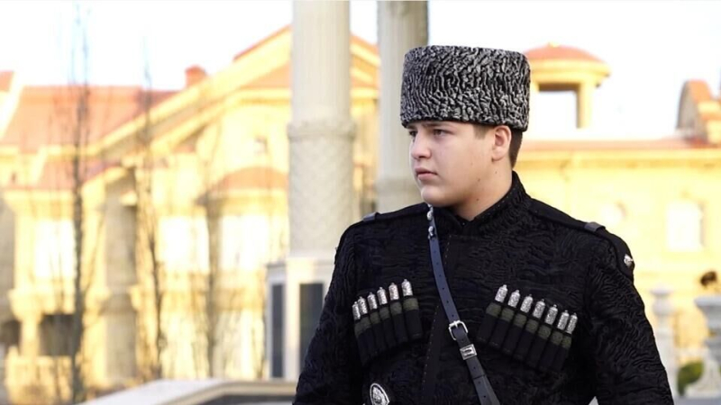 Адаму Кадырову присвоили звание Героя Чечни