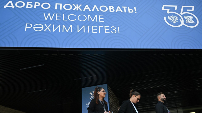 АСЕАН и Россия должны выстраивать цепочки поставок, заявил премьер Вьетнама