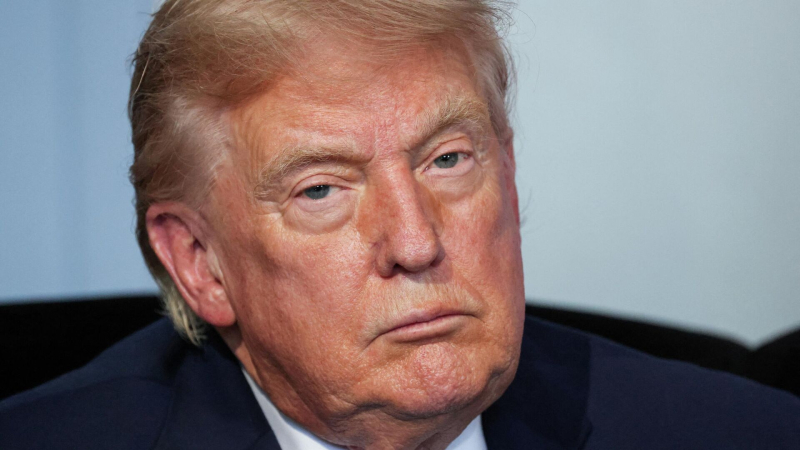 Цены на нефть снижаются после открытия Ормузского пролива, утверждает Трамп