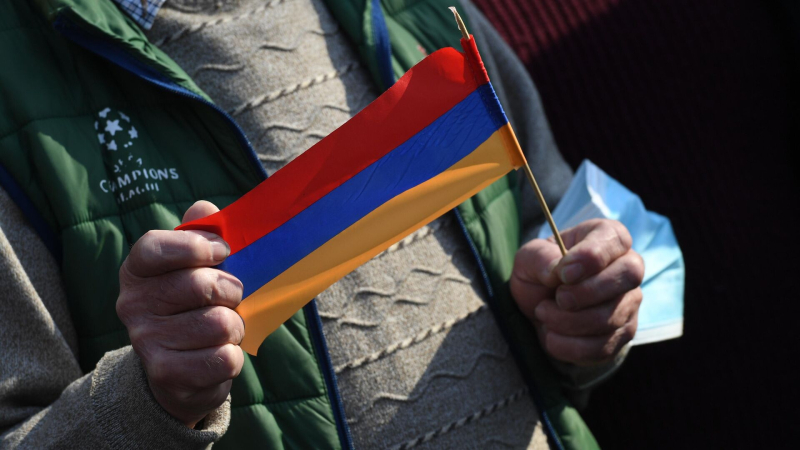 ЕС дал Пашиняну карт-бланш на предвыборные репрессии, считает эксперт