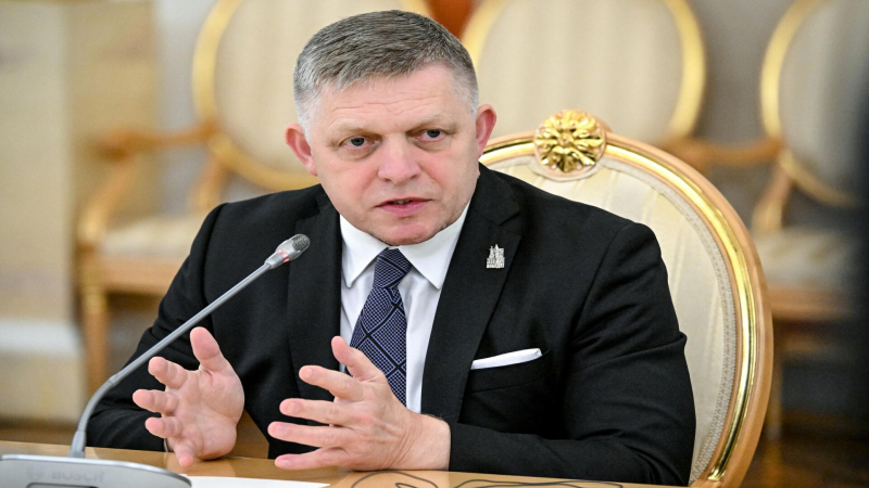 ЕС готов до последнего поддерживать Украину в ущерб себе, заявил Фицо