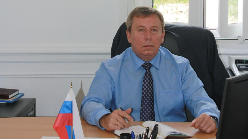 Французы обращаются за "идеологической визой" в Россию, рассказал генконсул