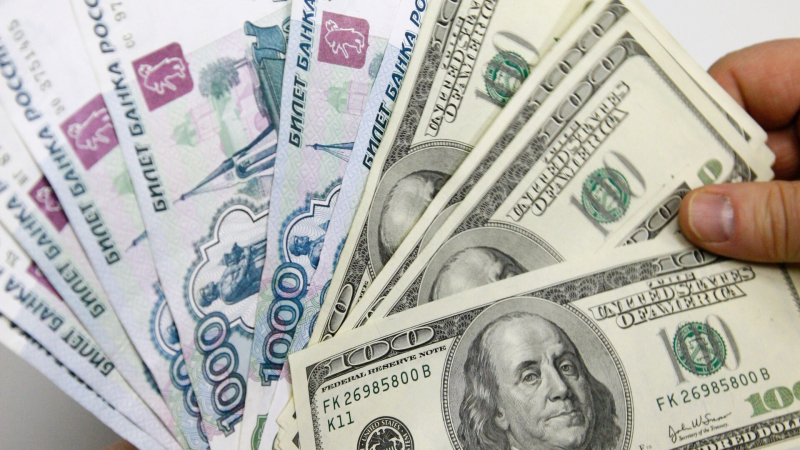 Госдолг России снизился до минимума с лета прошлого года