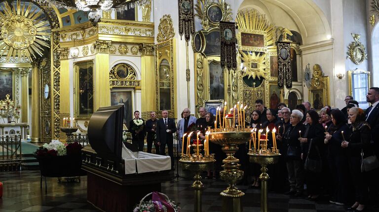 Людмилу Чурсину похоронили на Сестрорецком кладбище в Петербурге