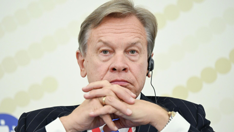 Между Украиной и Польшей началась "война орденов", заявил Пушков