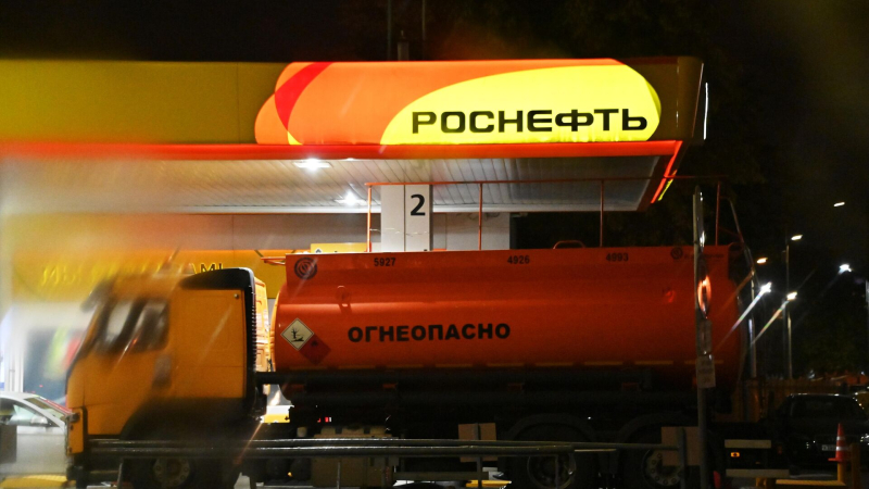 Минэнерго уделяет особое внимание доставке ГСМ в Крым и новые регионы