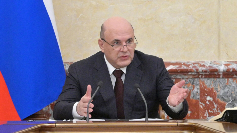 Мишустин поручил держать на контроле цены на жизненно необходимые лекарства