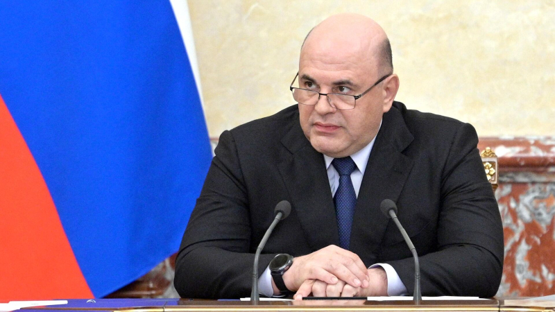 Мишустин встретился с руководством Совфеда