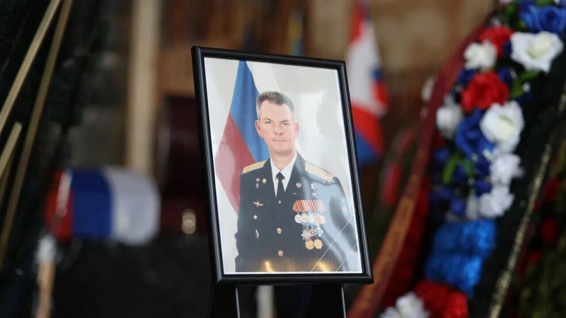 На Мемориальном военном кладбище простились с космонавтом Самокутяевым