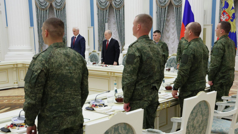 Недругов России всегда было много, заявил Путин
