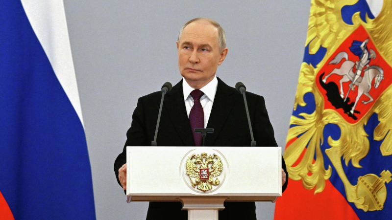 "Никому кроме нас". Путин сделал заявление о России