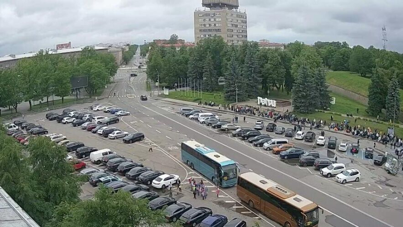 Очередь желающих попасть из Эстонии в Россию сохраняется четвертый день