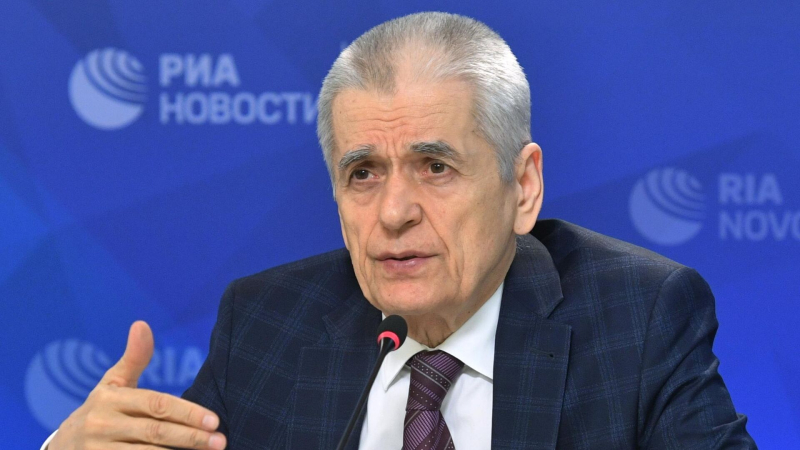 Онищенко рассказал, сколько видов инфекции могут переносить клещи