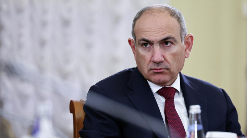 Пашинян предложил требовать отстранить от выборов оппозицию