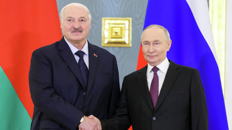 Переговоры Путина и Лукашенко могут продолжиться в субботу, сообщил Песков