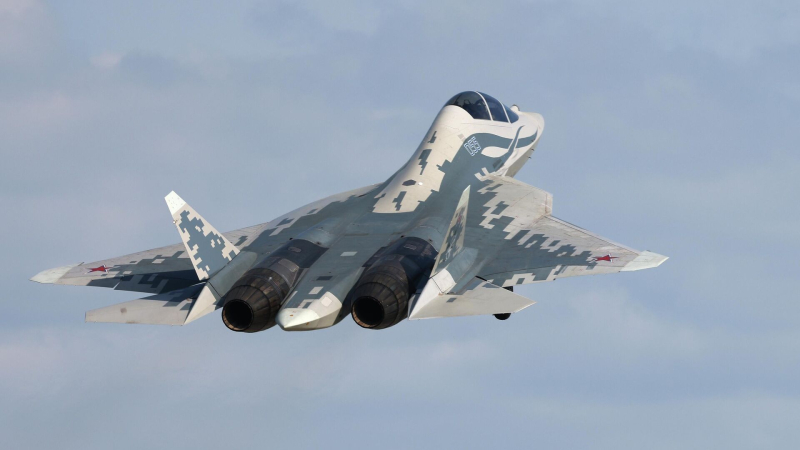Путин назвал истребитель Су-57 хорошей и современной машиной