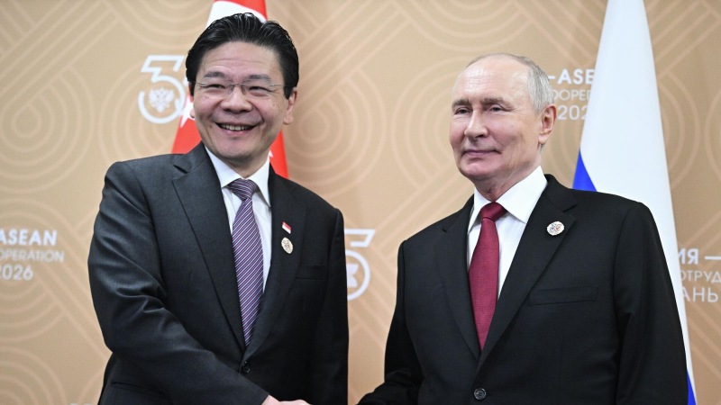 Путин пригласил делегацию Сингапура на ВЭФ-2026